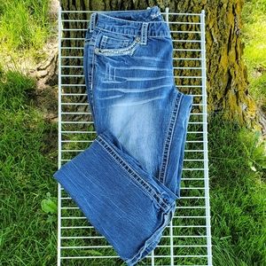 MAURICES Low Rise Bootcut Faded Jeans 7/8X-Long